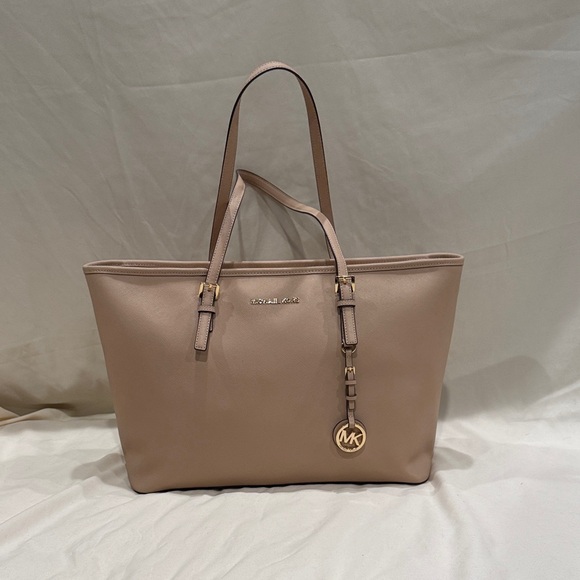 Michael Kors Handbags - Michael Kors Tan Leather Tote Bag